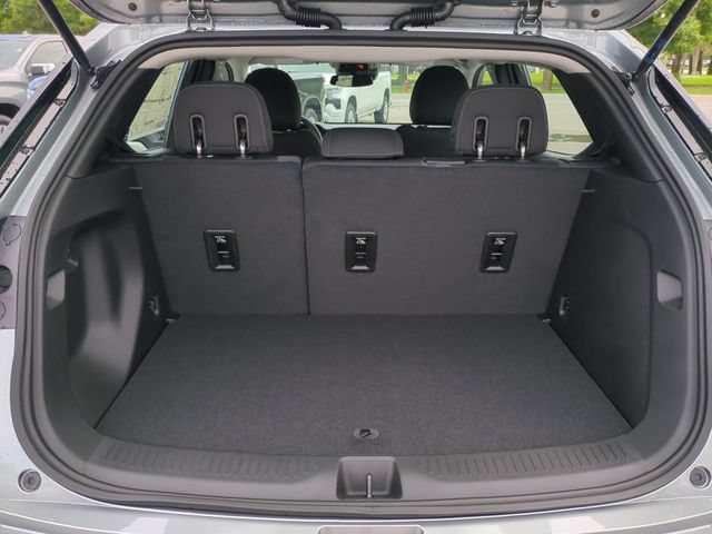 New 2027 Chevrolet Bolt LT w/ Comfort Package FWD image 13
