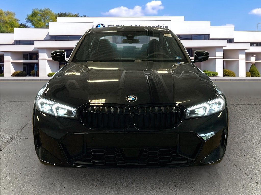 New 2026 BMW 330i xDrive Sedan w/ M Sport Package AWD/4WD image 2