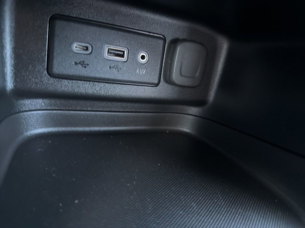 Used 2019 Chevrolet Equinox LT image 18