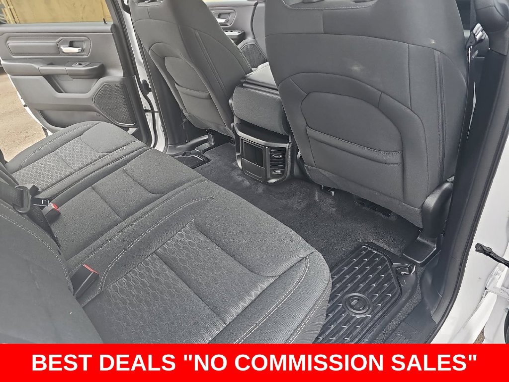 New 2027 RAM 1500 Express AWD/4WD image 11