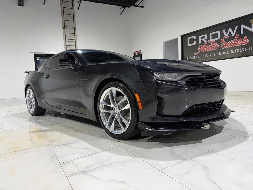 Used 2024 Chevrolet Camaro LT image 3
