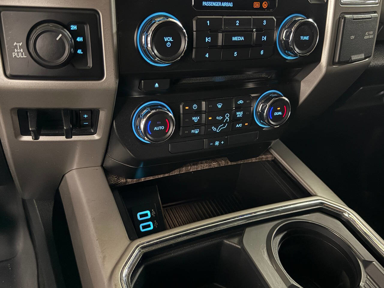 Used 2017 Ford F250 Lariat AWD/4WD image 57