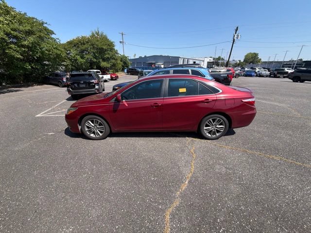 Used 2016 Toyota Camry SE FWD image 8