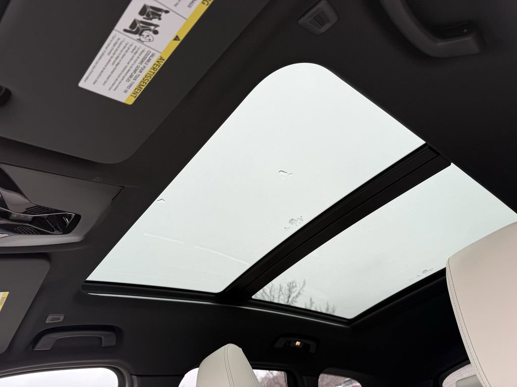 Used 2026 BMW X1 xDrive28i image 10