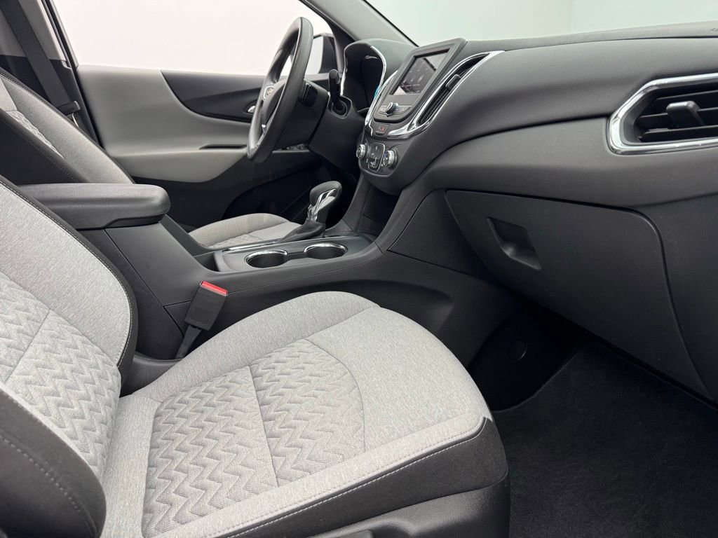 Used 2023 Chevrolet Equinox LS w/ LS Convenience Package image 29