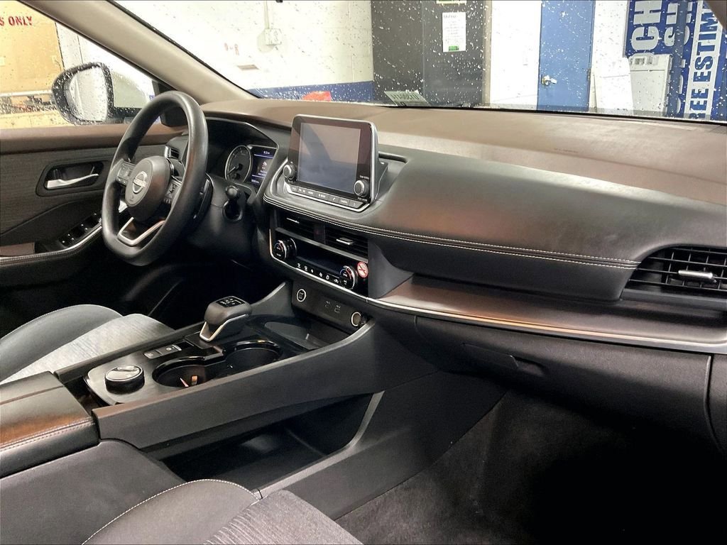 Certified 2023 Nissan Rogue SV AWD/4WD image 14