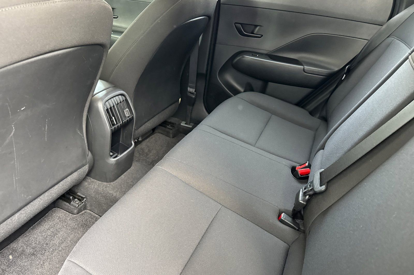 Used 2024 Hyundai Kona SEL FWD image 12
