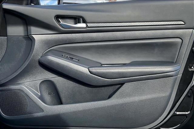 Certified 2025 Nissan Altima 2.5 SV image 23