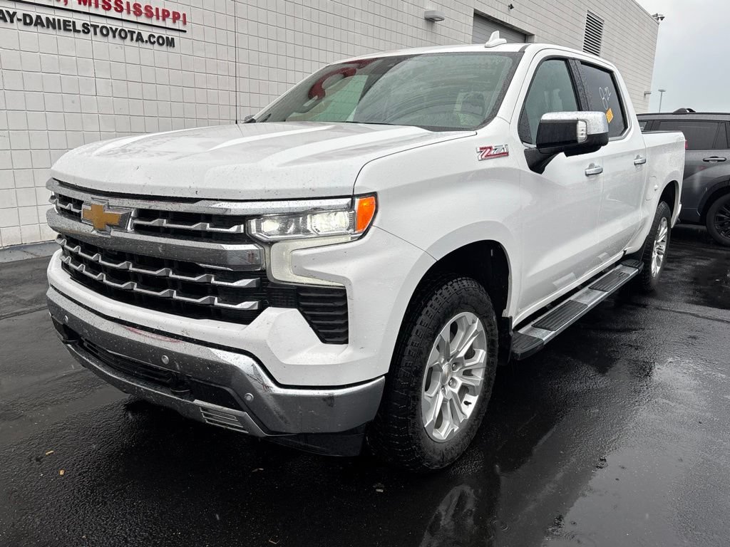 Used 2024 Chevrolet Silverado 1500 LTZ
