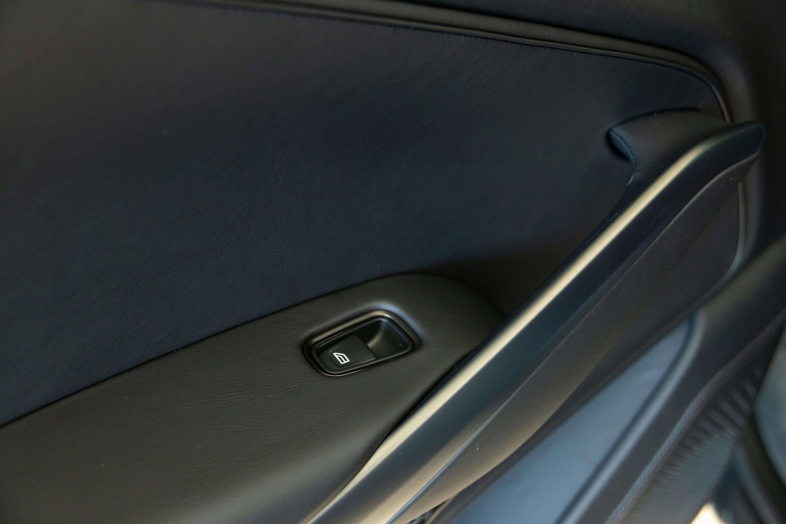 New 2026 Aston Martin DBX S image 42