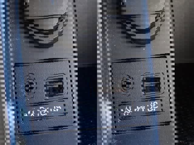 Used 2013 Hyundai Elantra GLS image 14