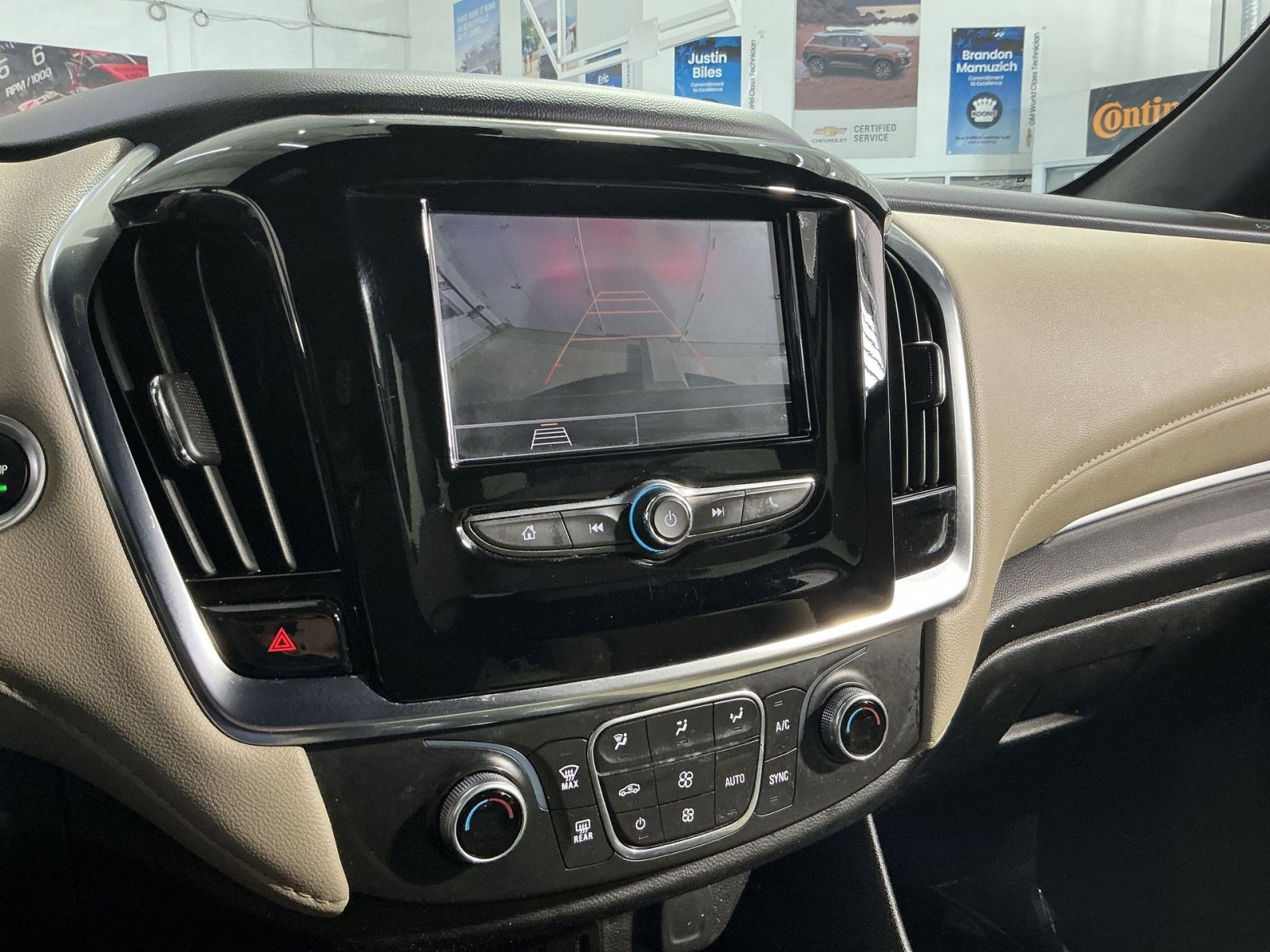 Used 2023 Chevrolet Traverse LS w/ Safety Package image 27