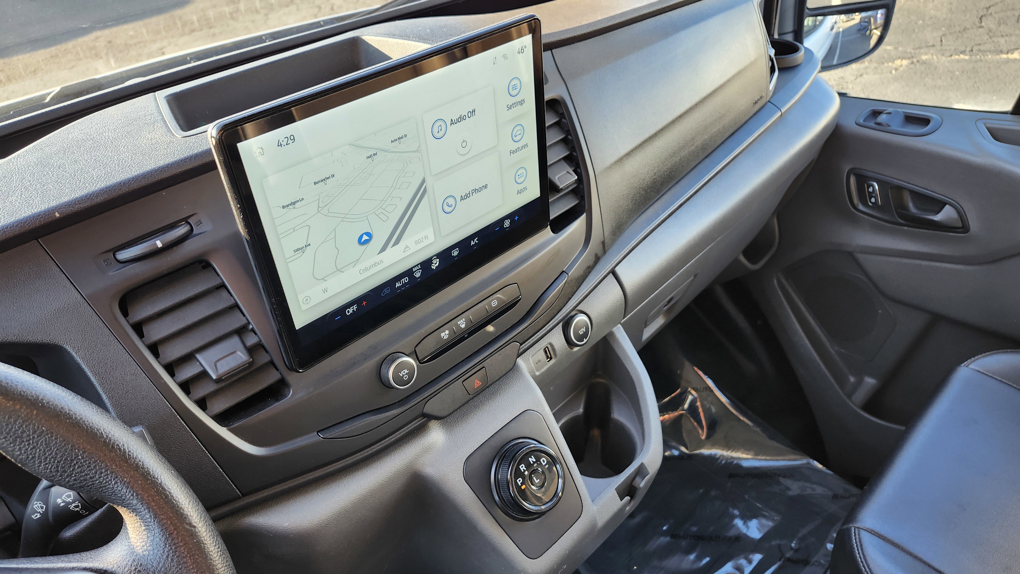 Used 2022 Ford E-Transit 148 High Roof Extended image 26