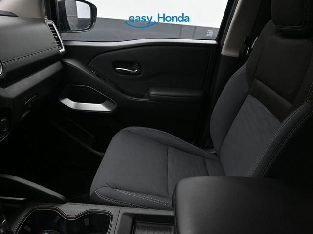 Used 2024 Nissan Frontier SV w/ SV Convenience Package image 13