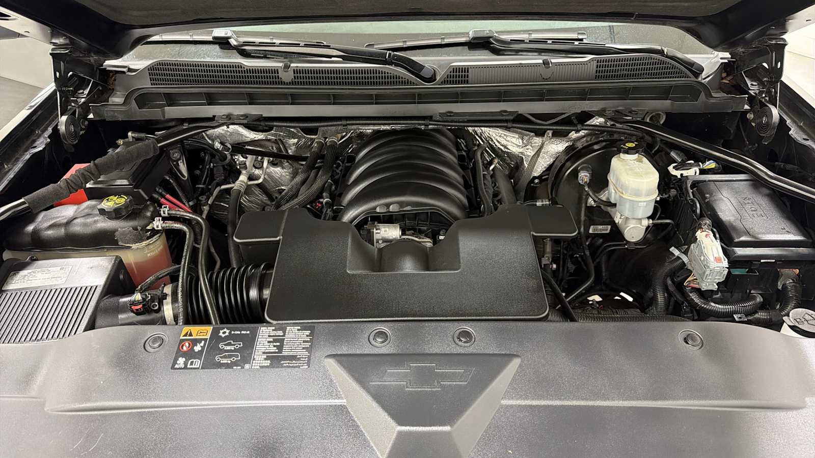 Used 2016 Chevrolet Silverado 1500 LTZ w/ LTZ Plus Package AWD/4WD image 31