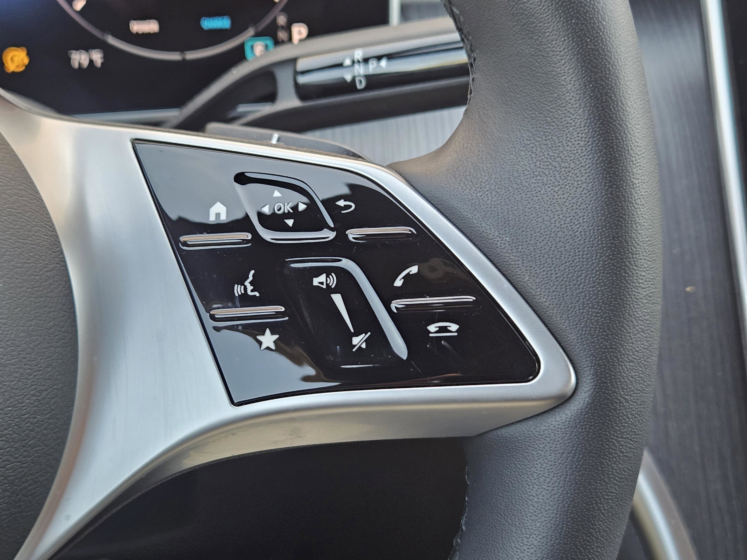 Certified 2026 Mercedes-Benz C 300 4MATIC Sedan image 28