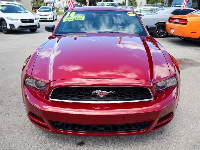Used 2014 Ford Mustang Coupe RWD image 9