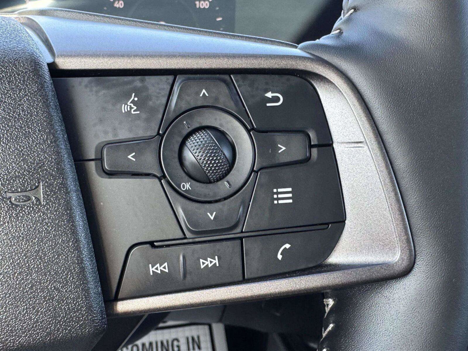 Used 2026 Nissan Sentra SV w/ SV Convenience Package FWD image 18
