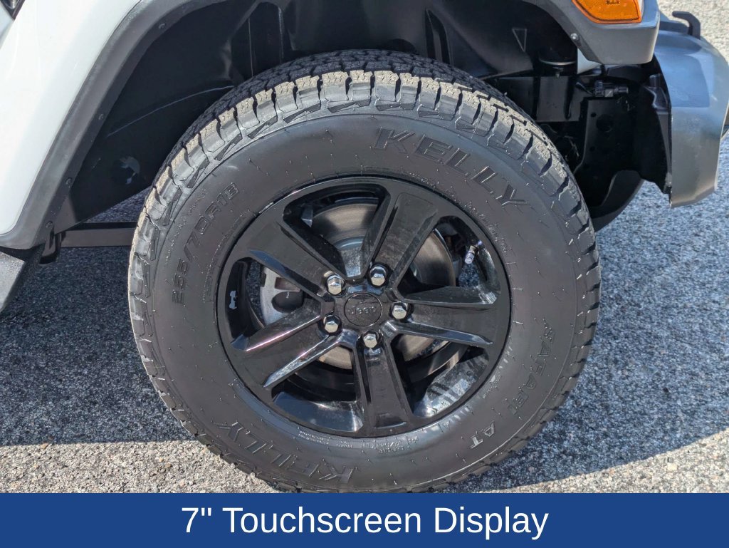 Used 2021 Jeep Wrangler Unlimited Sahara AWD/4WD image 11