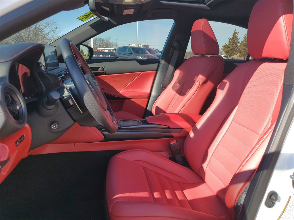 Used 2023 Lexus IS 500 image 26