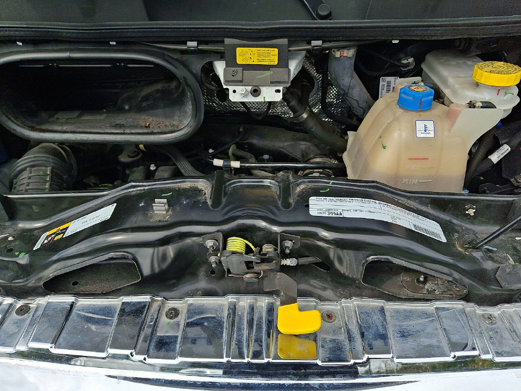 Used 2025 RAM ProMaster 2500 w/ U-Haul Equipment Group FWD image 27