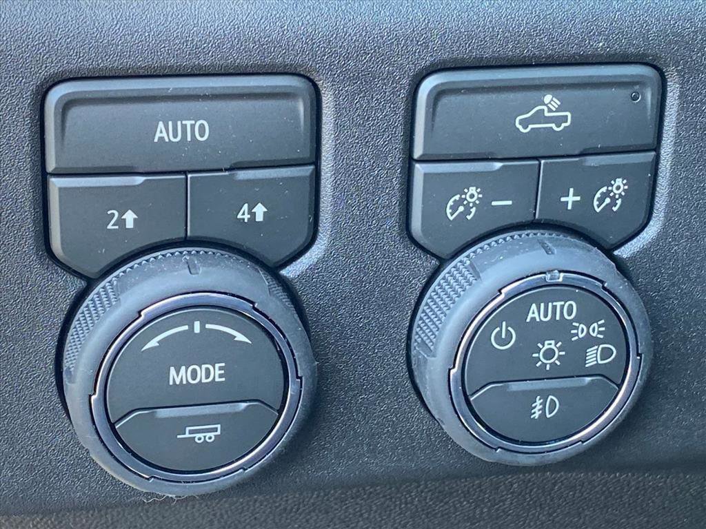 New 2026 Chevrolet Silverado 1500 RST w/ LPO, Dark Essentials Package image 17