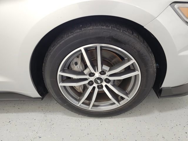 Used 2015 Ford Mustang GT image 8