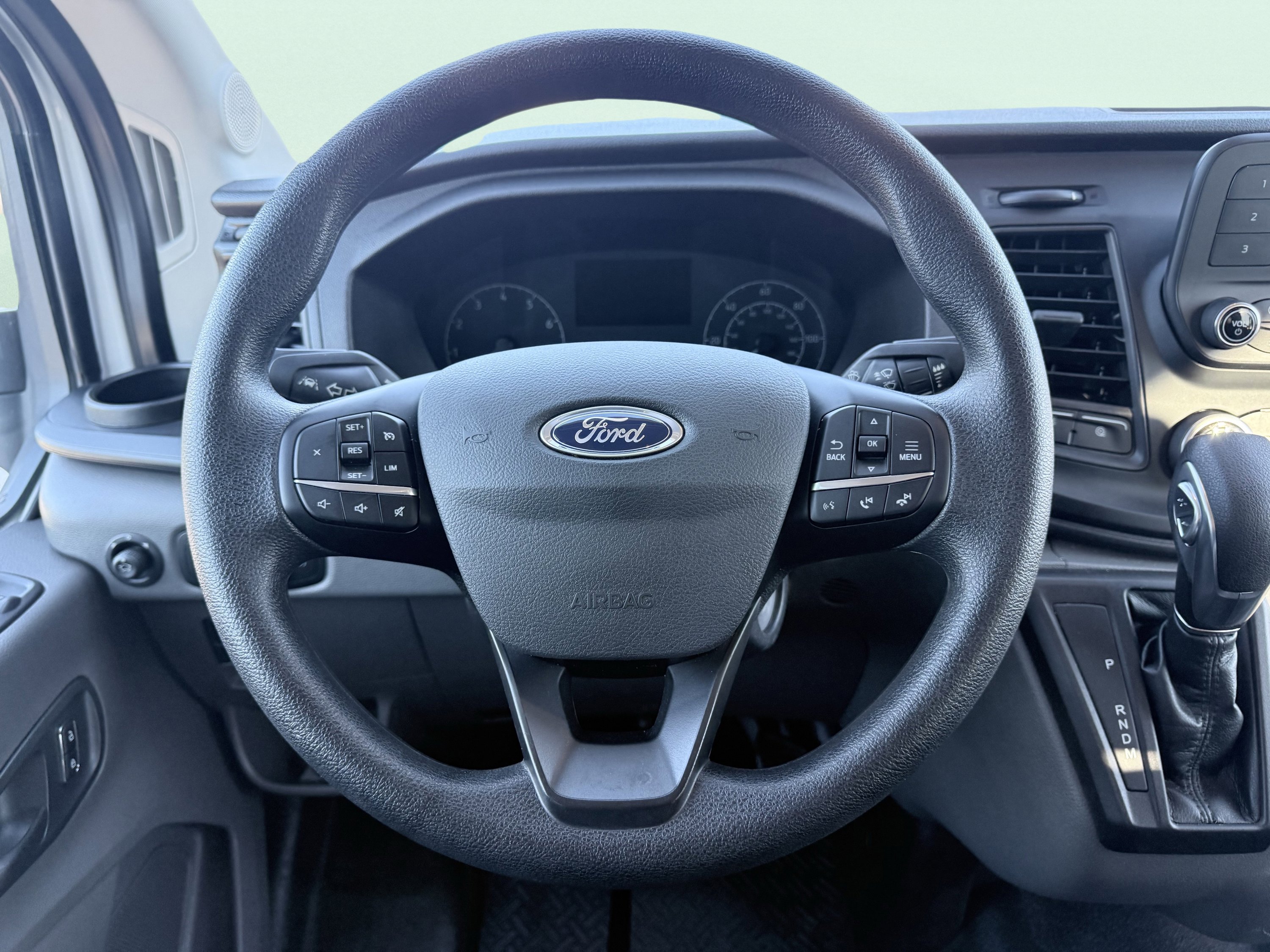 Used 2023 Ford Transit 350 XL image 44