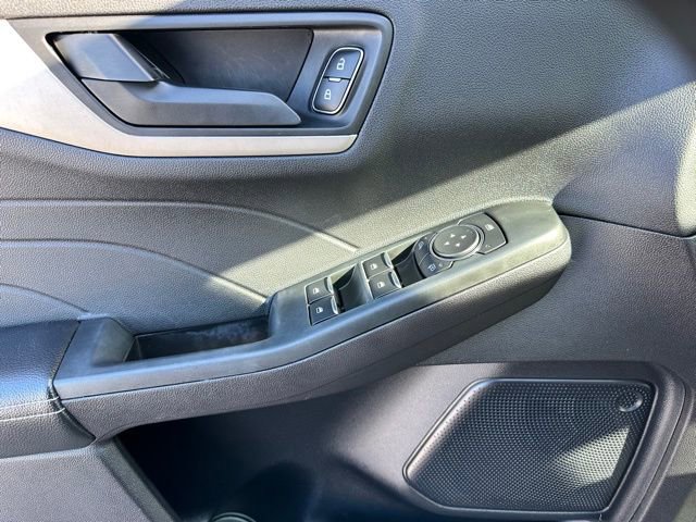 Used 2022 Ford Escape SE w/ SE Sport Appearance Package AWD/4WD image 11