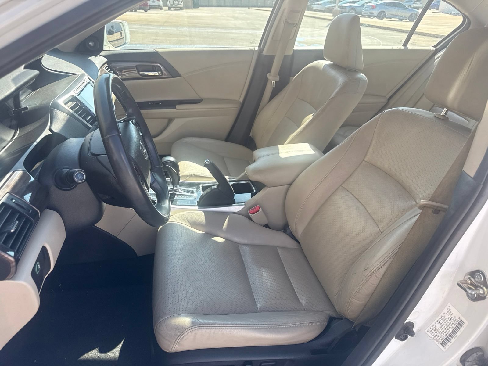 Used 2016 Honda Accord EX-L image 10