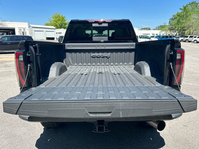 Used 2024 GMC Sierra 2500 AT4 w/ AT4 Premium Plus Package AWD/4WD image 20