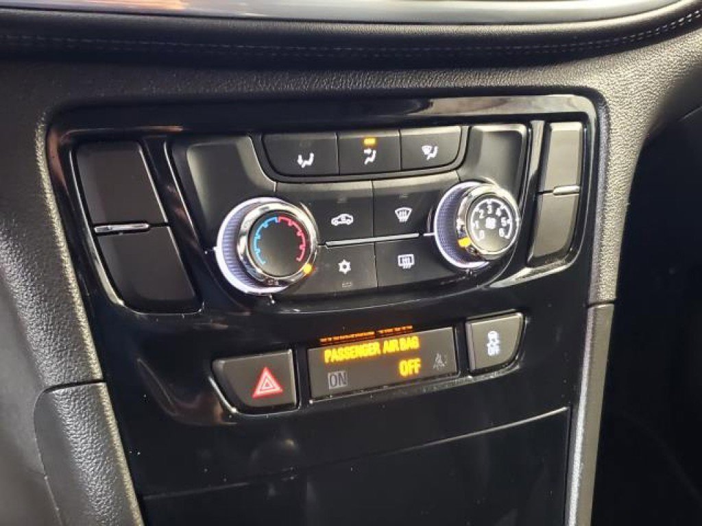 Used 2019 Buick Encore Preferred image 22