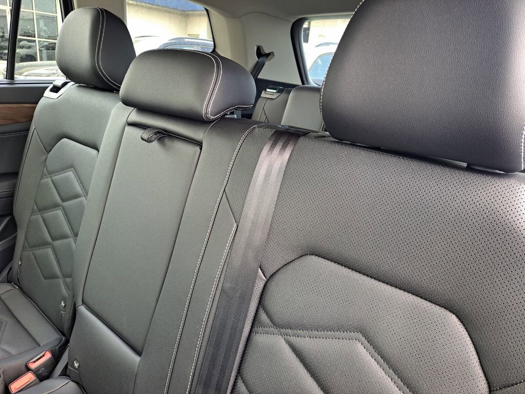 New 2026 Volkswagen Atlas SE image 27