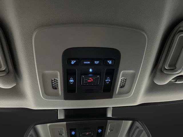 Used 2023 Toyota Camry XLE w/ Navigation Package image 25