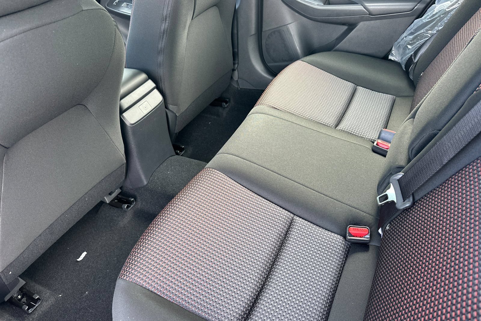 New 2026 Nissan Sentra SR w/ Floor Mat Package FWD image 9