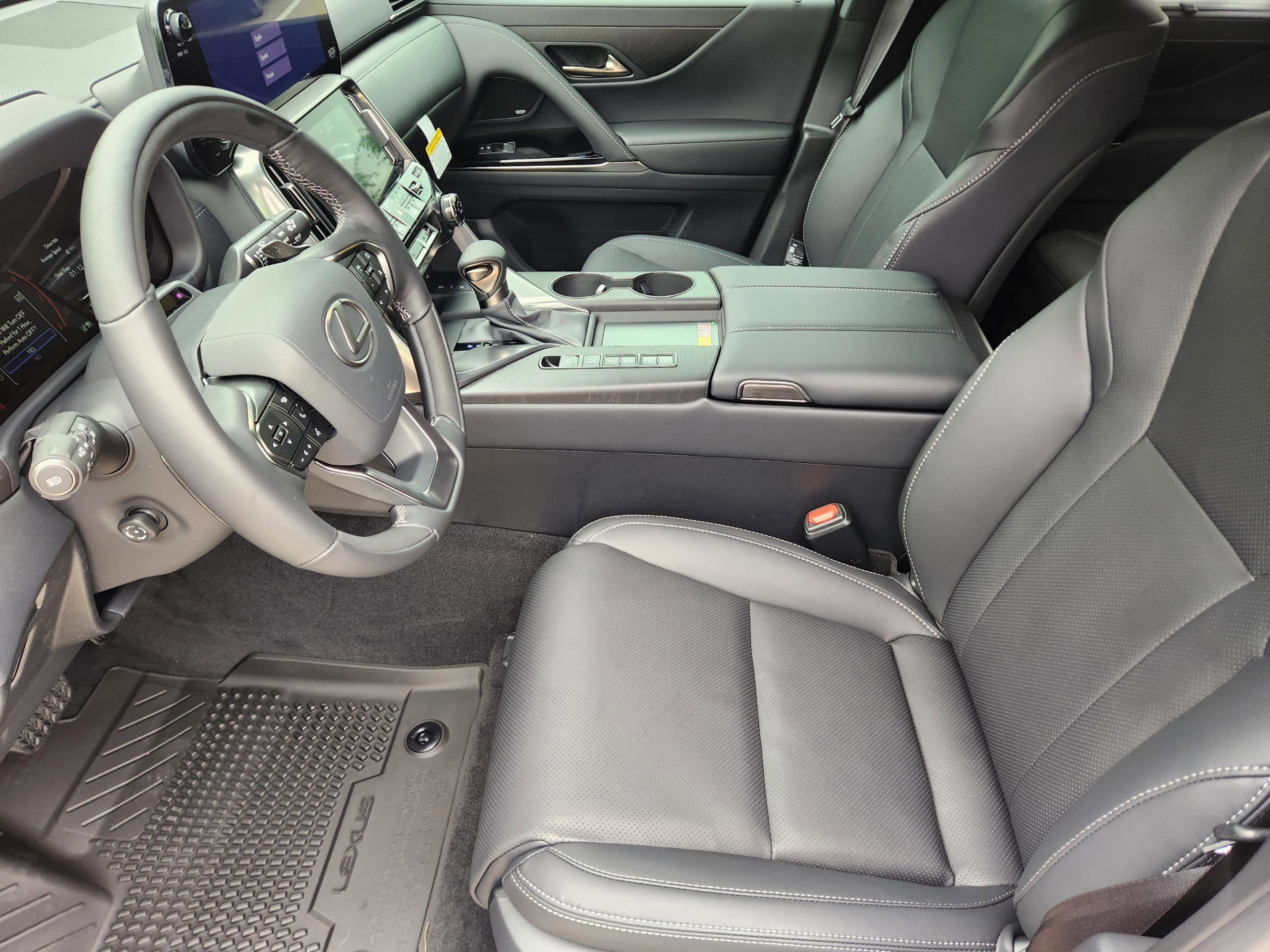 New 2026 Lexus LX 600 4WD w/ Luxury Package image 5