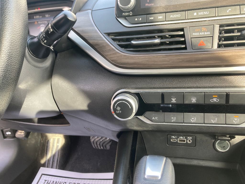 Used 2023 Nissan Altima 2.5 SV FWD image 21