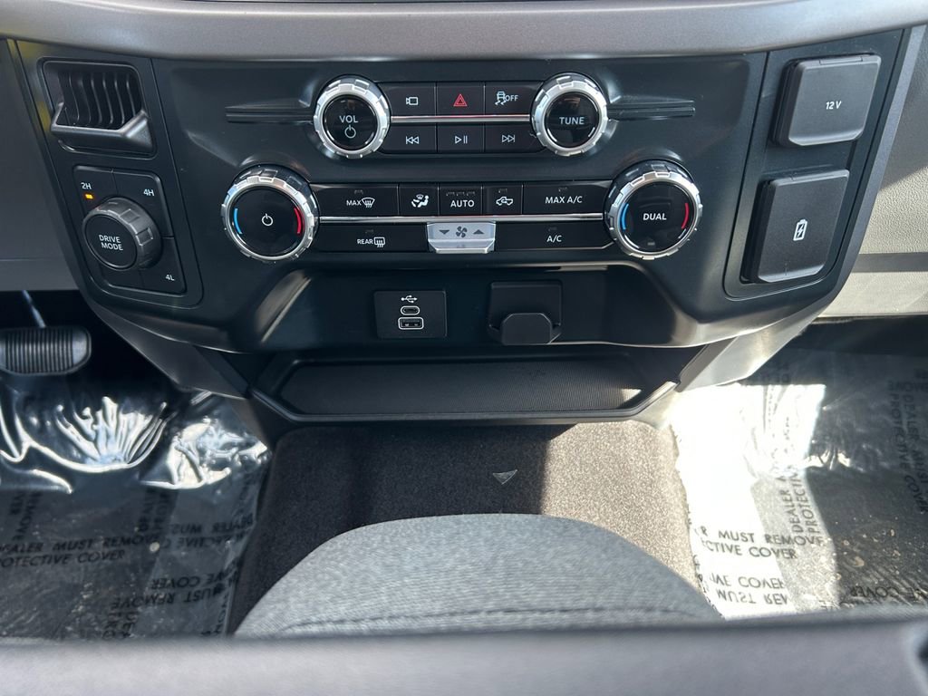 Used 2025 Ford F150 XLT w/ Equipment Group 301A Standard image 13