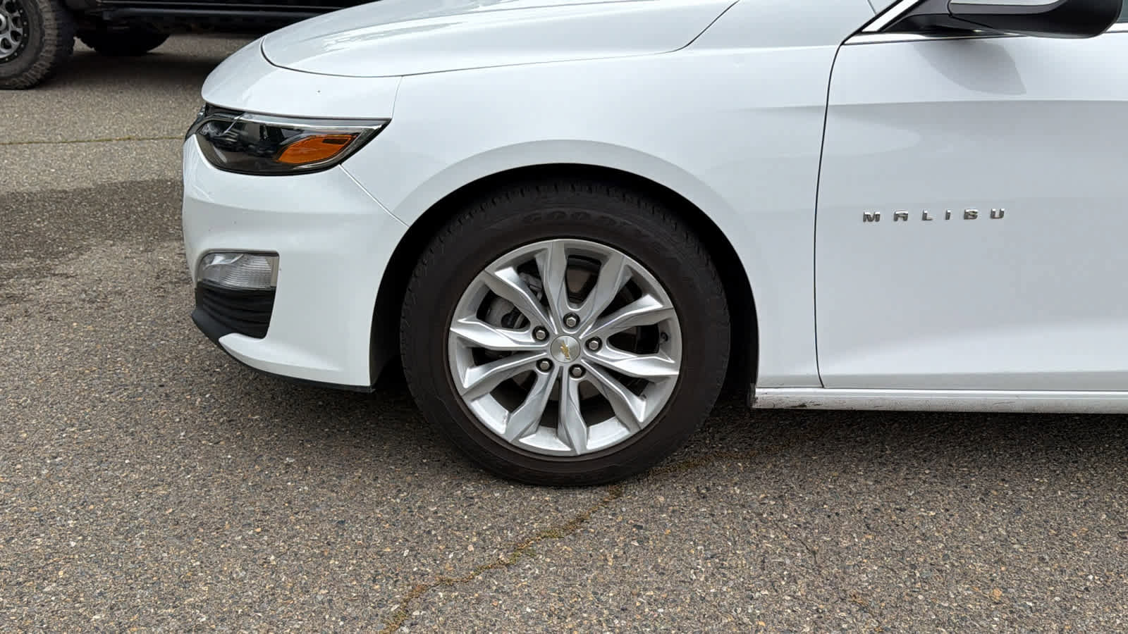 Used 2024 Chevrolet Malibu LT FWD image 9