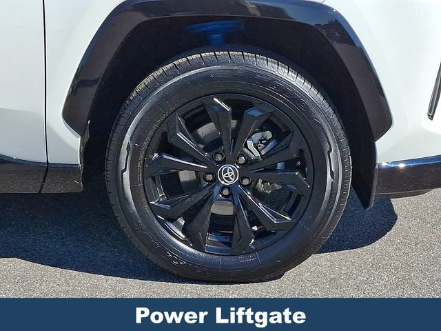 Used 2022 Toyota RAV4 XSE AWD/4WD image 10
