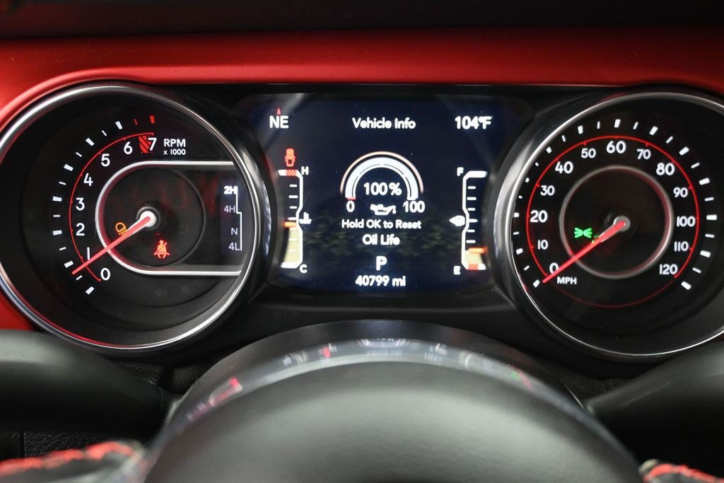 Used 2021 Jeep Gladiator Rubicon AWD/4WD image 14