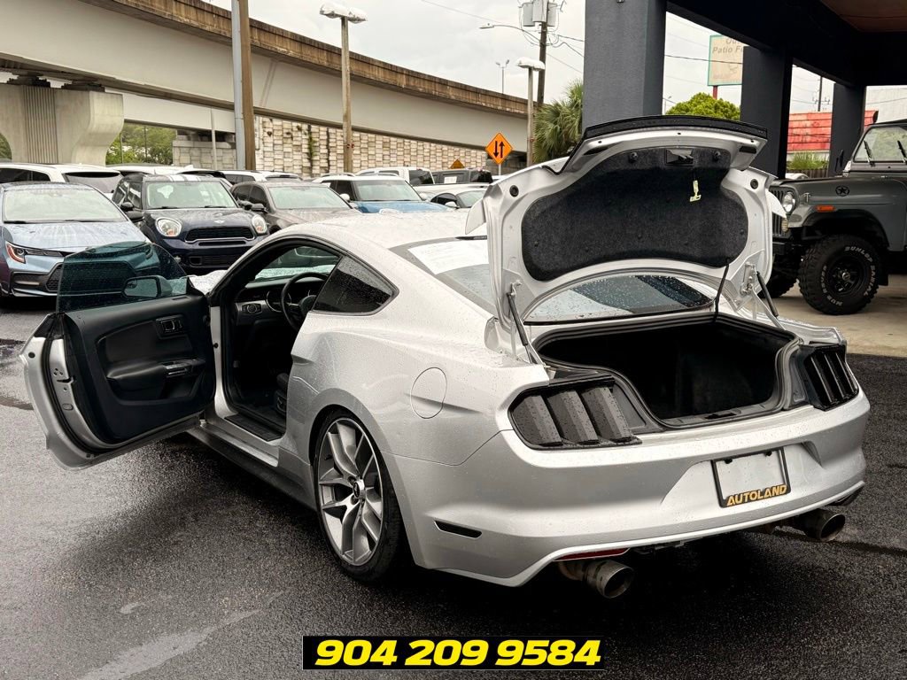 Used 2015 Ford Mustang GT RWD image 21