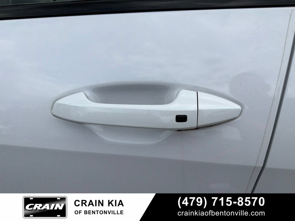 Certified 2025 Kia Sportage SX FWD image 6