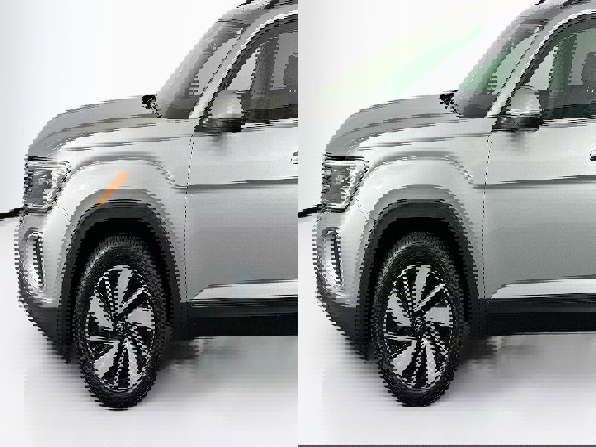 Used 2024 Volkswagen Atlas SE image 43