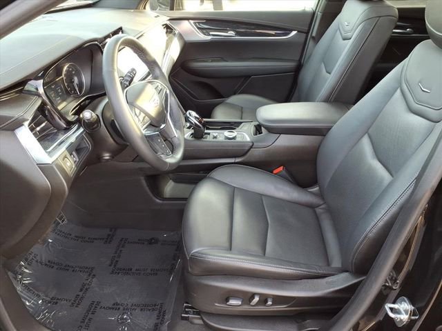 Used 2023 Cadillac XT5 Premium Luxury w/ LPO, Floor Liner Package image 5