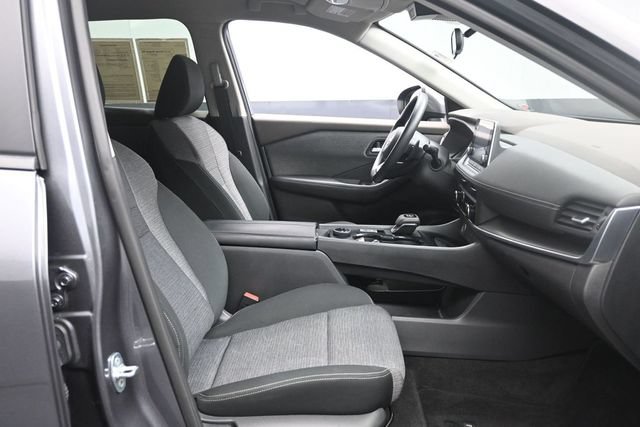 Used 2023 Nissan Rogue SV AWD/4WD image 29