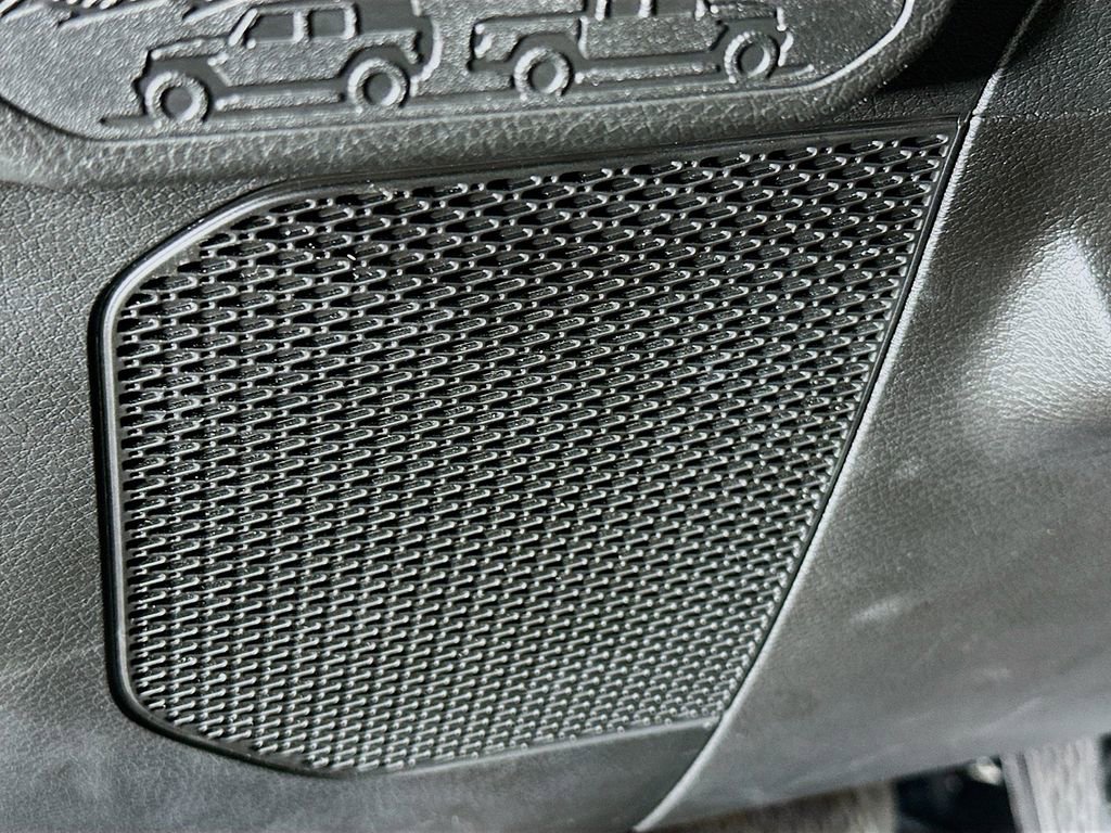 Used 2024 Jeep Gladiator Sport image 19