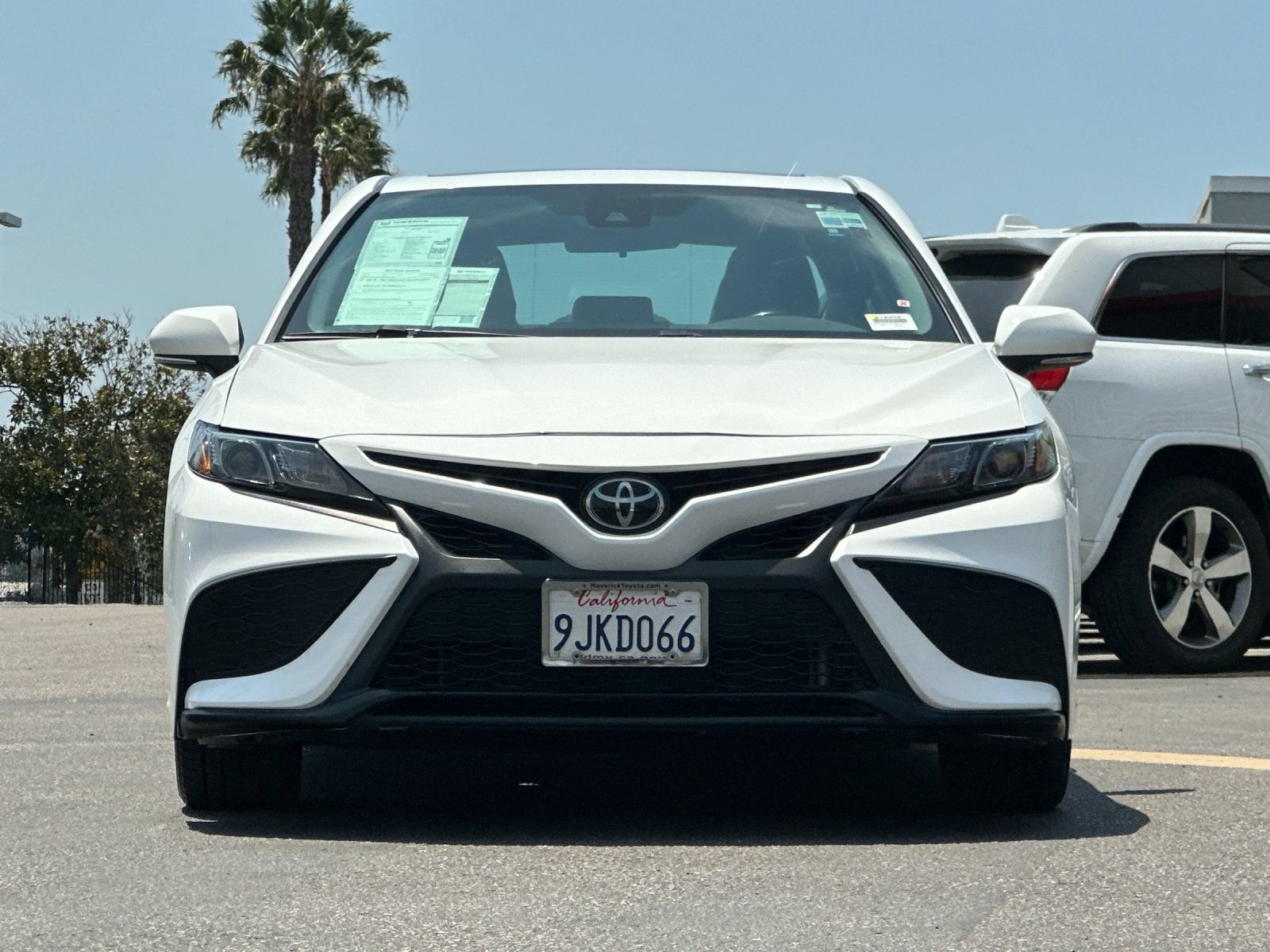 Used 2024 Toyota Camry SE FWD image 7