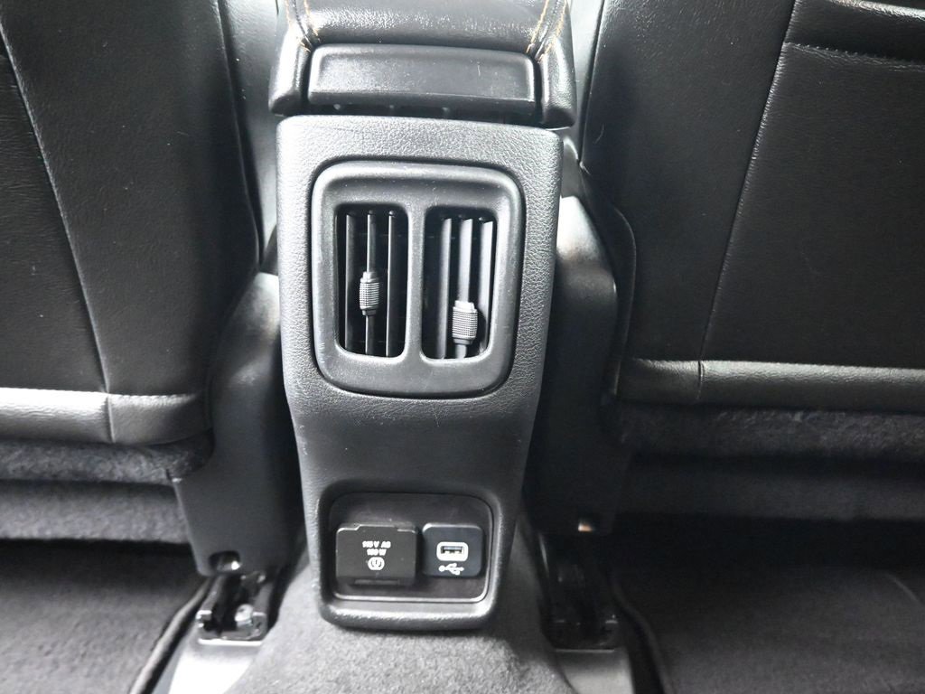 Used 2020 Jeep Compass Limited image 30