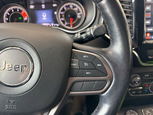 Used 2020 Jeep Cherokee Limited image 30